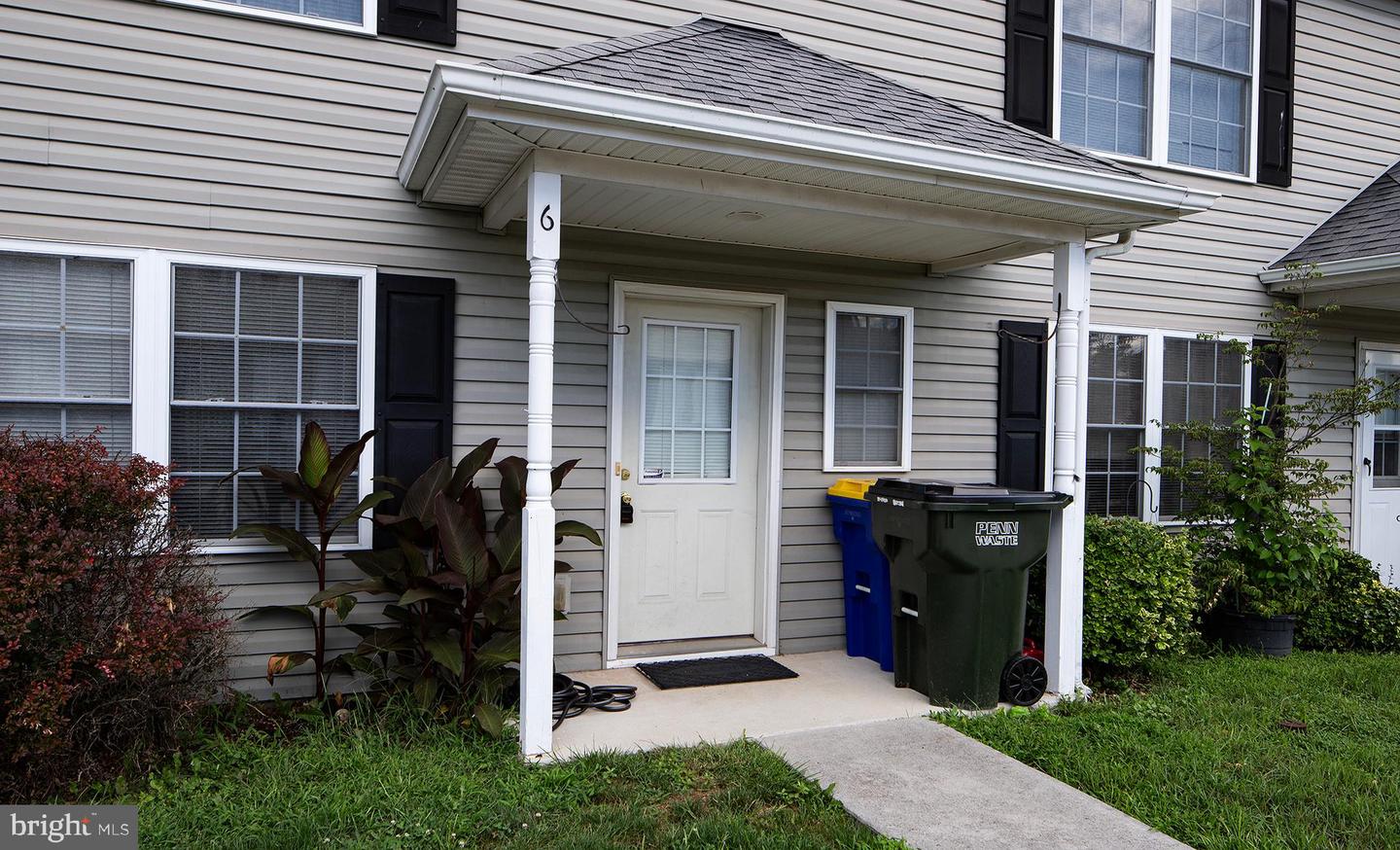 2 Property Photo 48