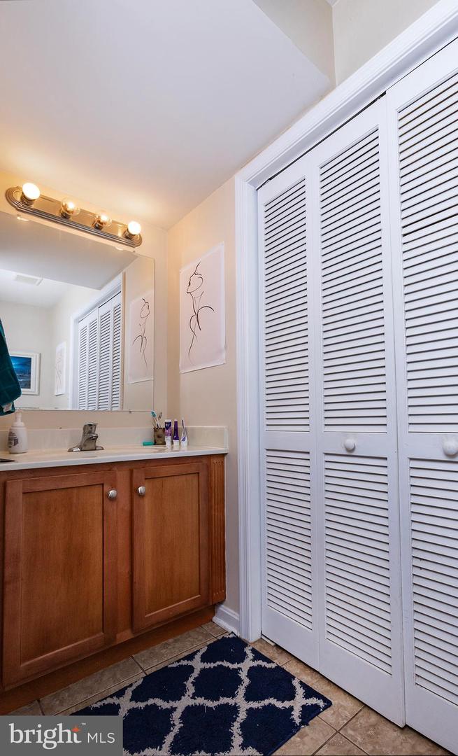 2 Property Photo 75