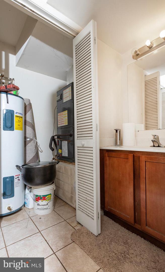 2 Property Photo 97