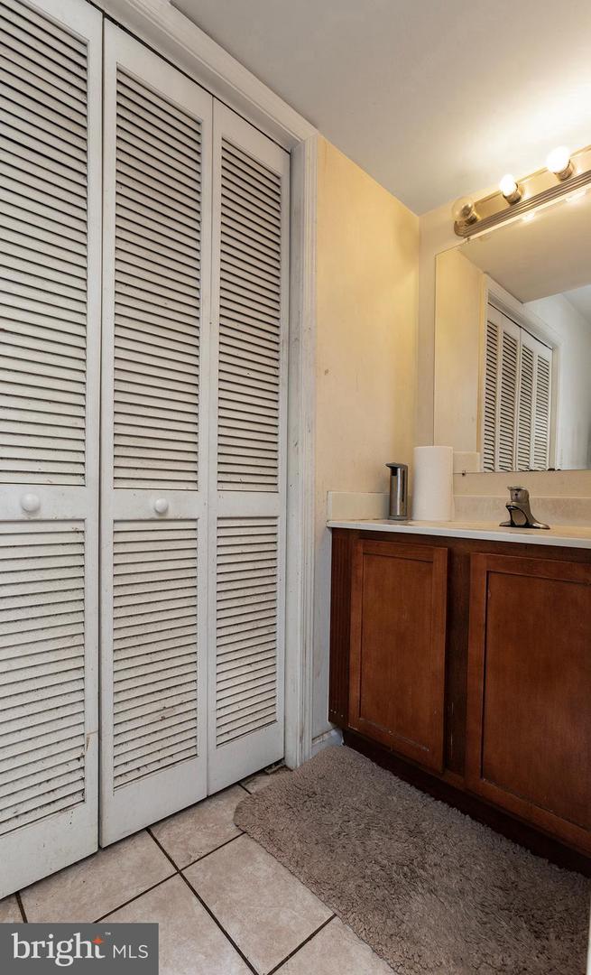2 Property Photo 98
