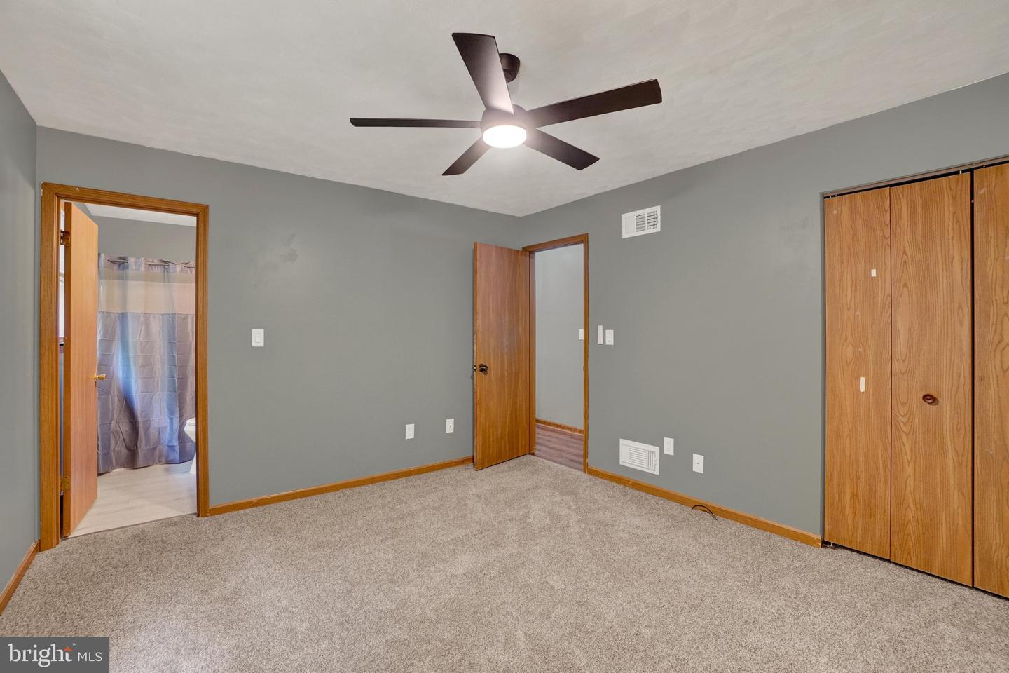 15 Loop Dr Property Photo 10