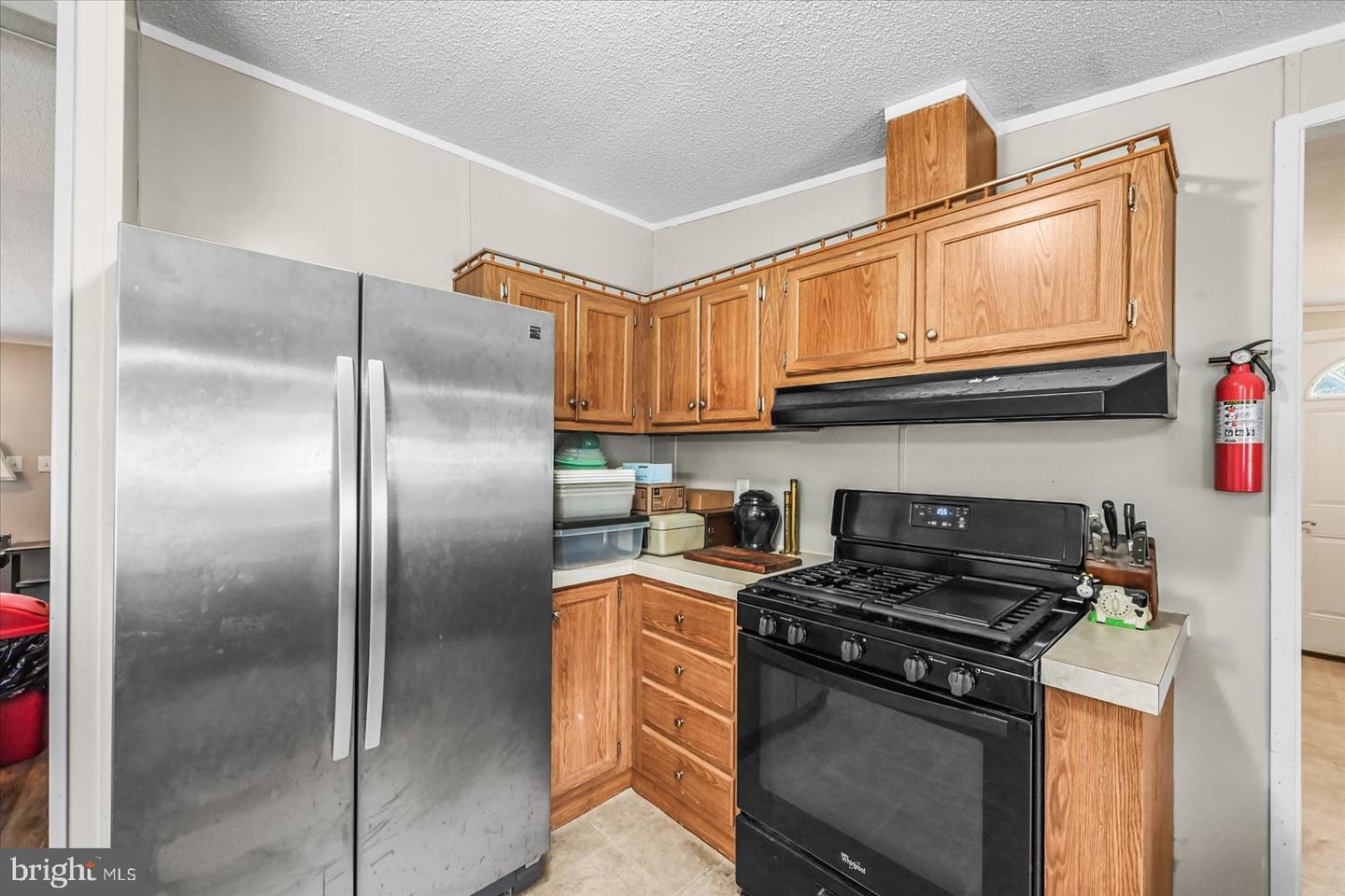 68 Dew Drop Rd Property Photo 3