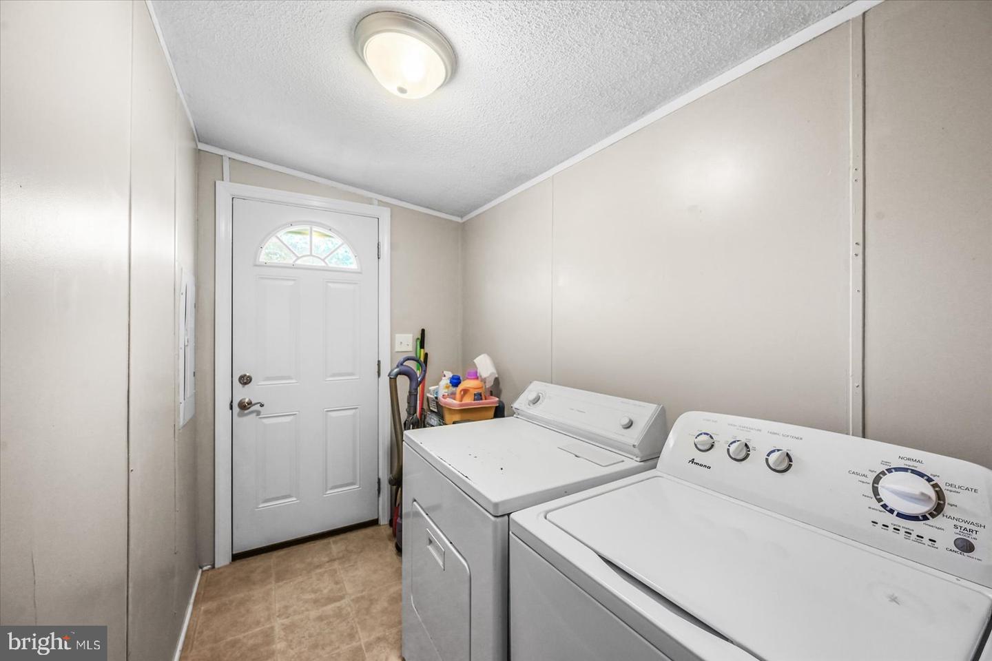 68 Dew Drop Rd Property Photo 10