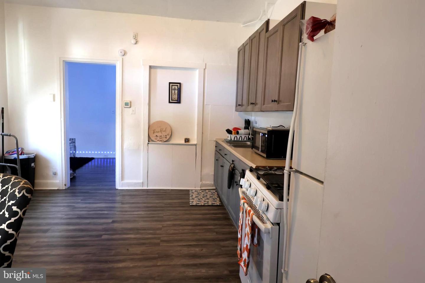223 S Penn St Property Photo 4
