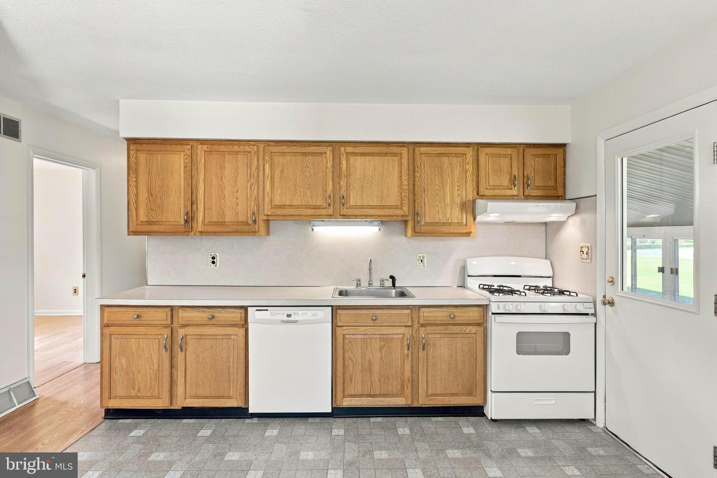 4017 Charity Dr Property Photo 22