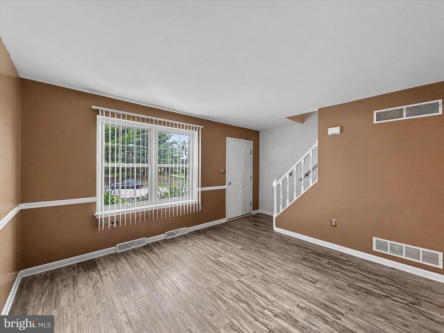 3371 Falcon Ln #21b Property Photo 11