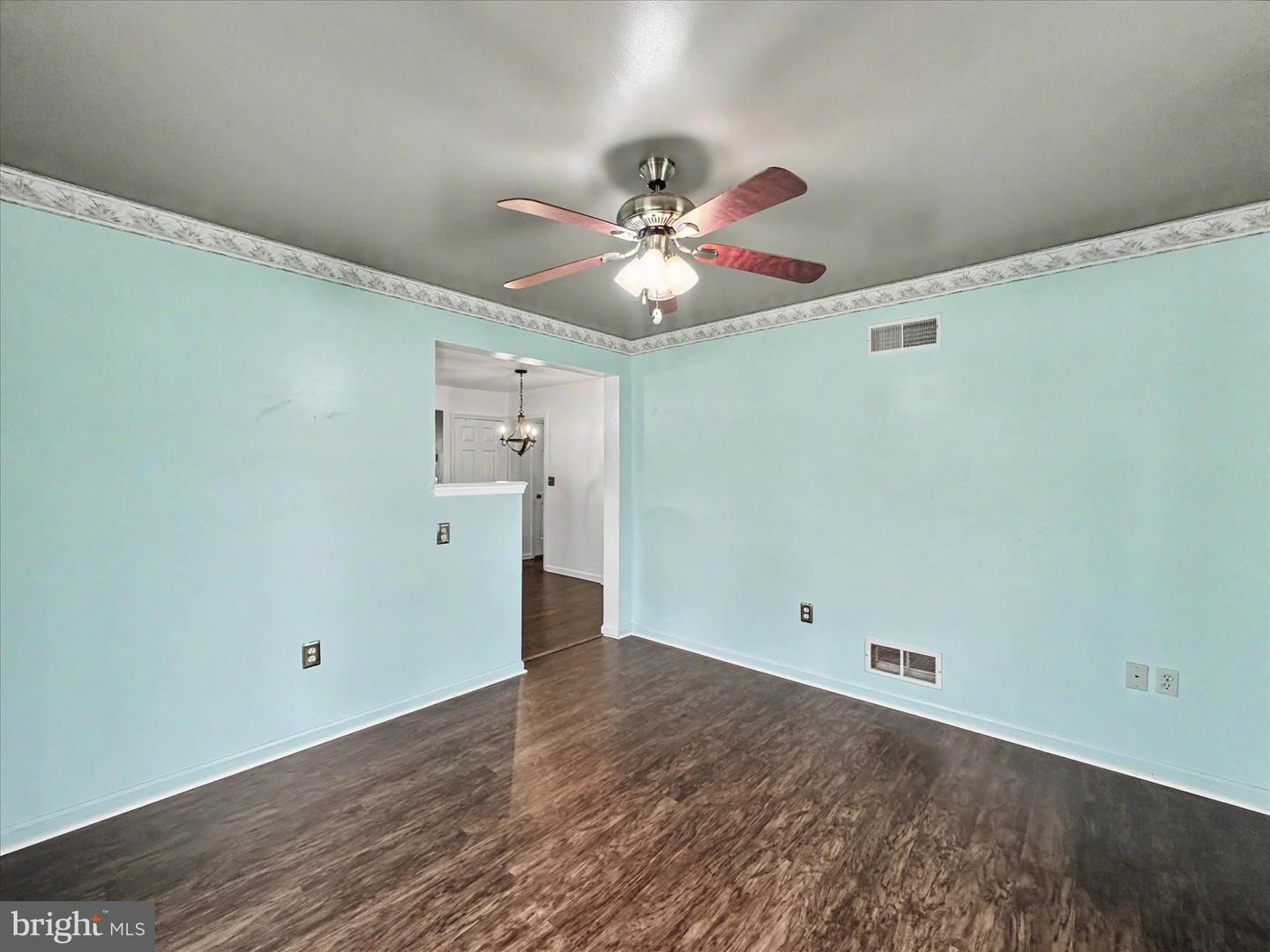3371 Falcon Ln #21b Property Photo 15