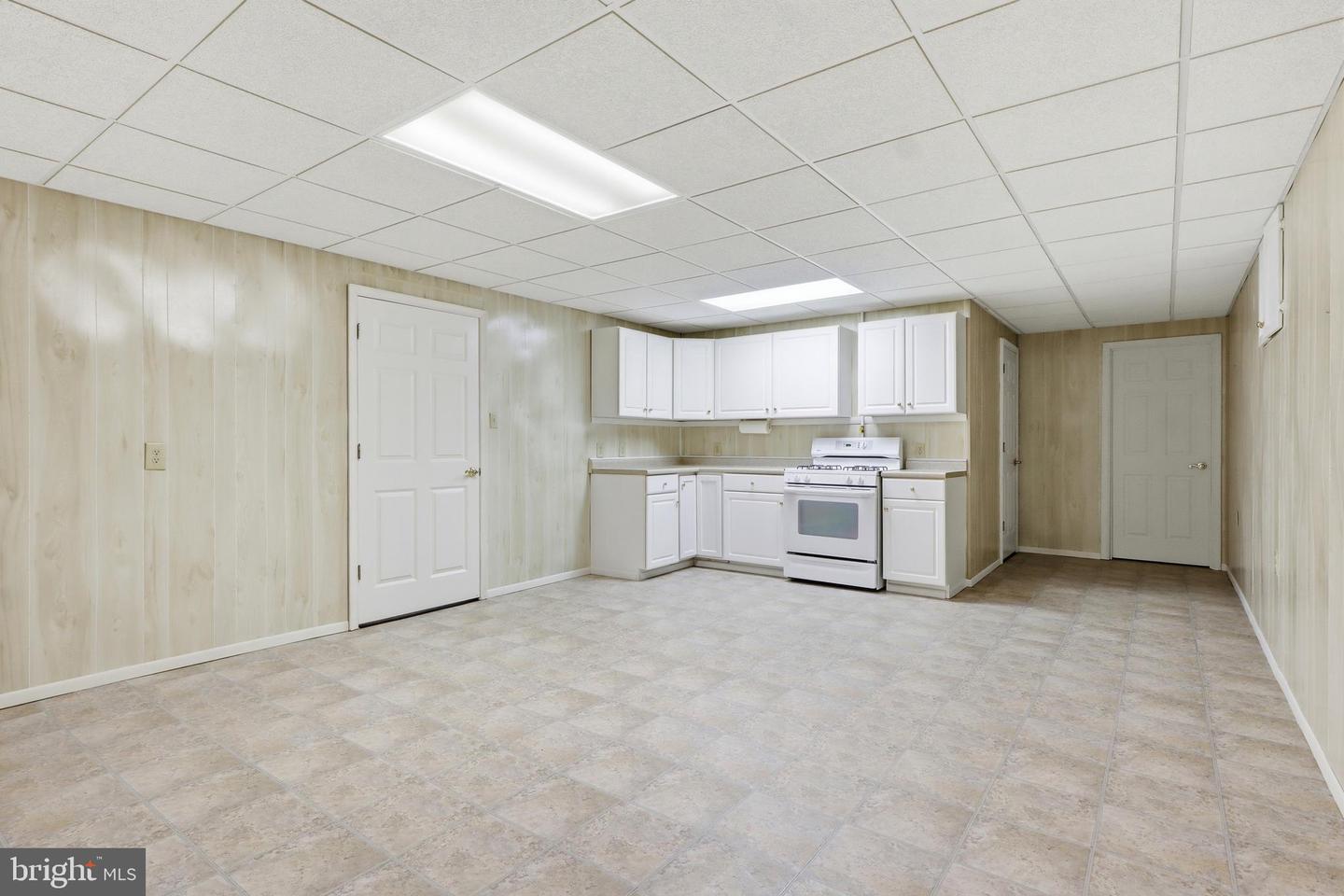 1456 Wheatfield Dr Property Photo 31