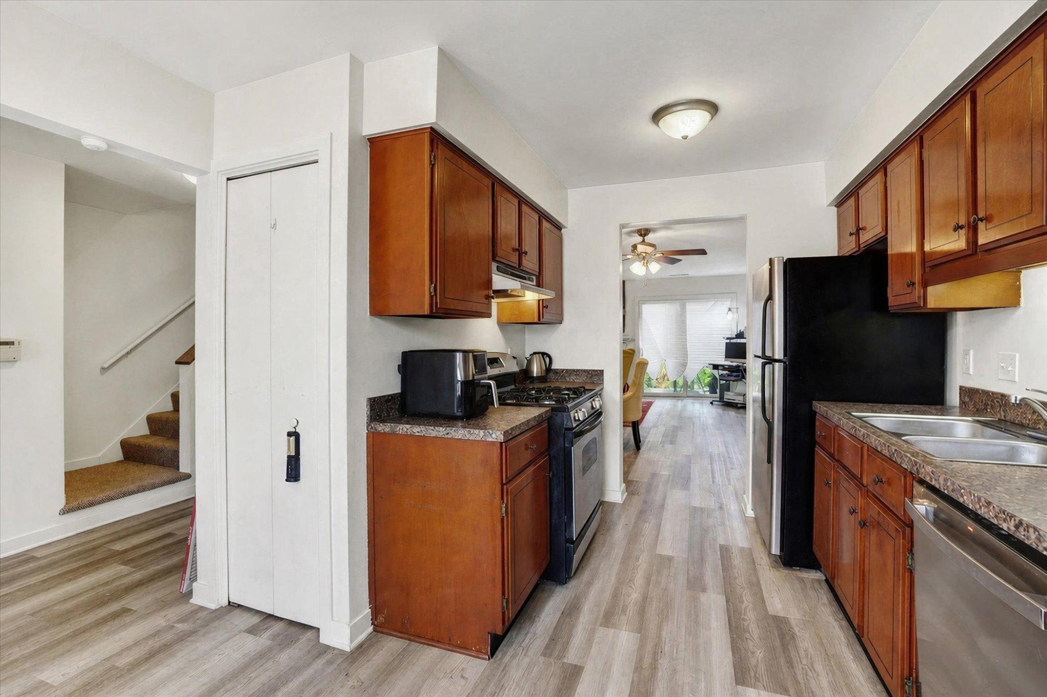 14 Copperwood Ct Property Photo 2
