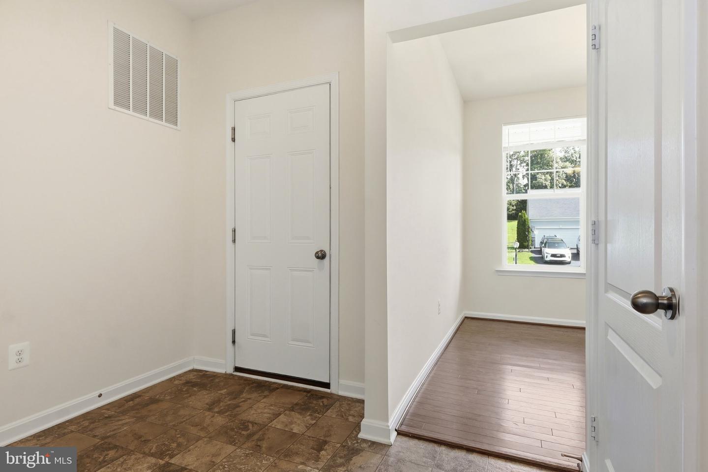 380 Misty Hill Dr Property Photo 30