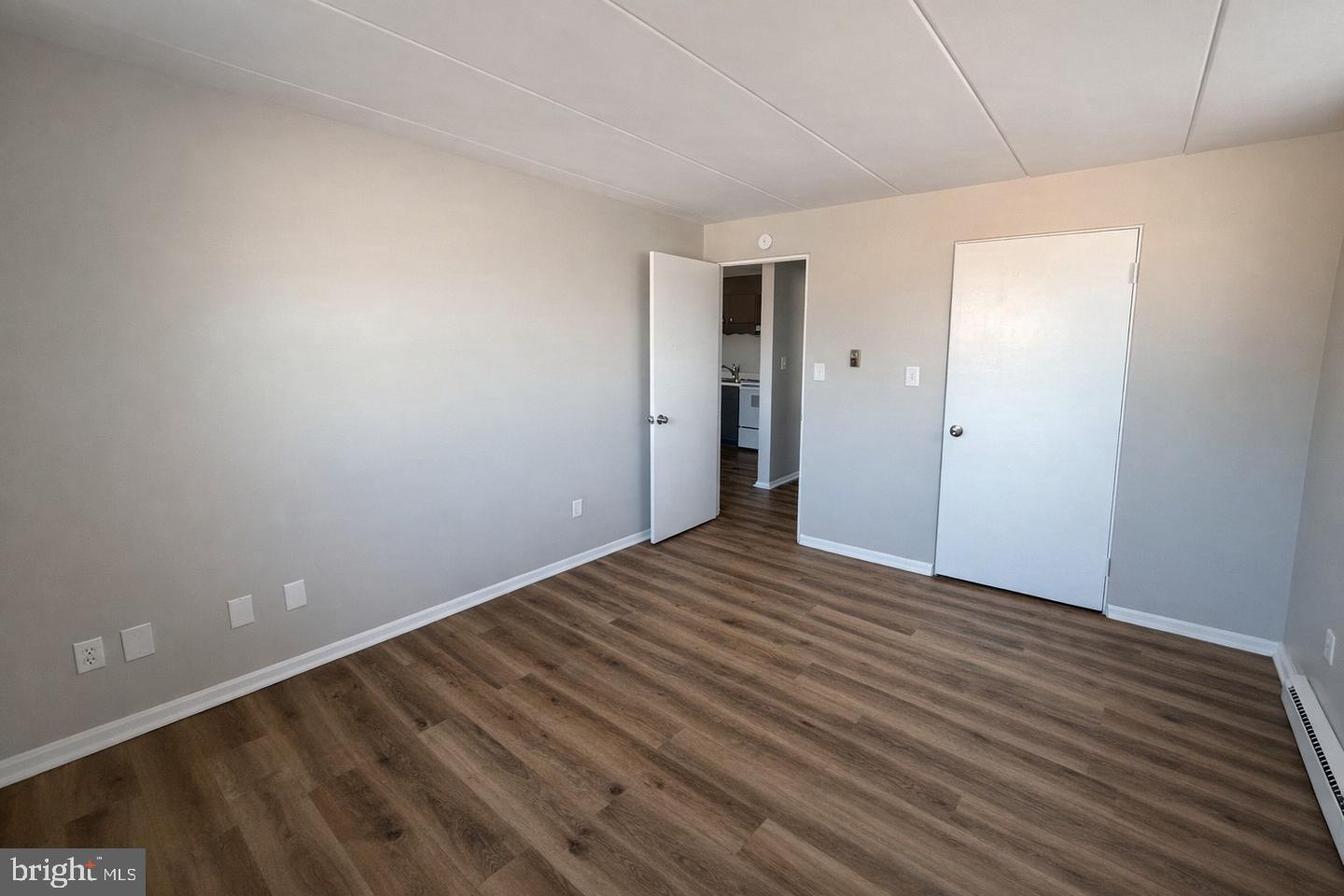 403 N Newberry St #304 Property Photo 9