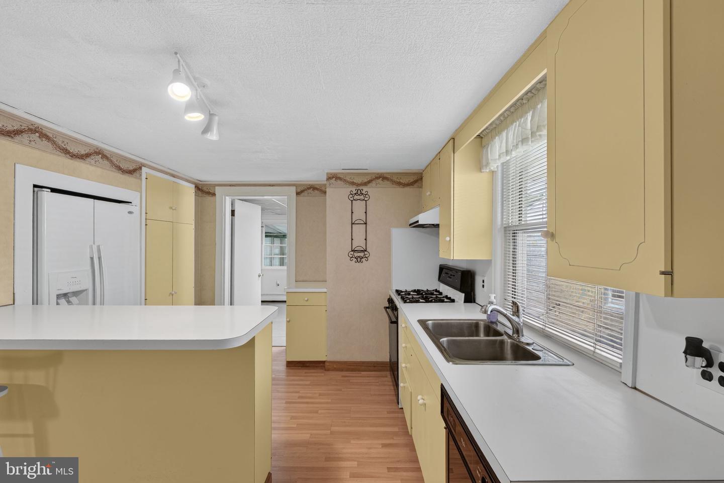 226 Hellam St Property Photo 15