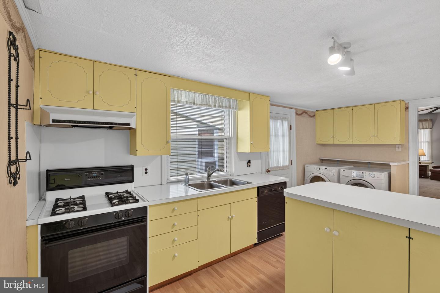 226 Hellam St Property Photo 16