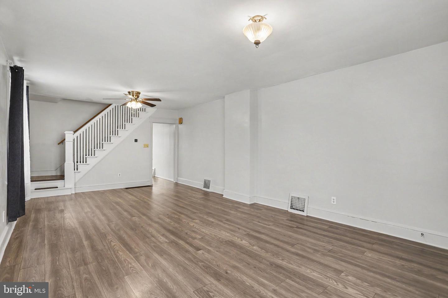 553 1/2 Mcallister Property Photo 6