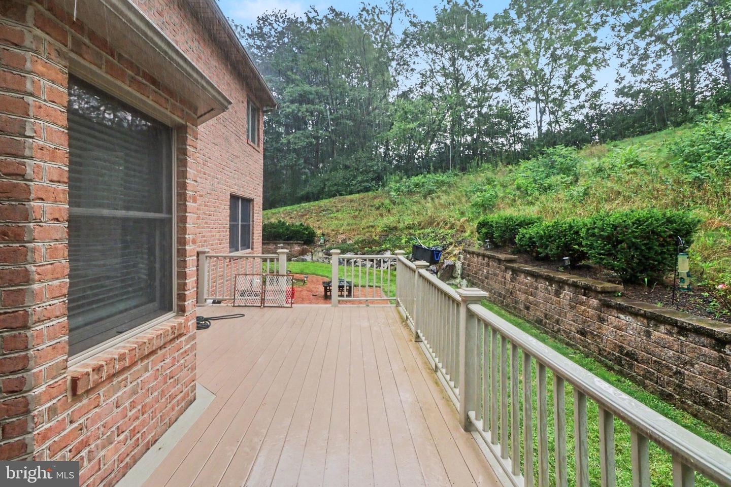 2005 Woodberry Rd Property Photo 27