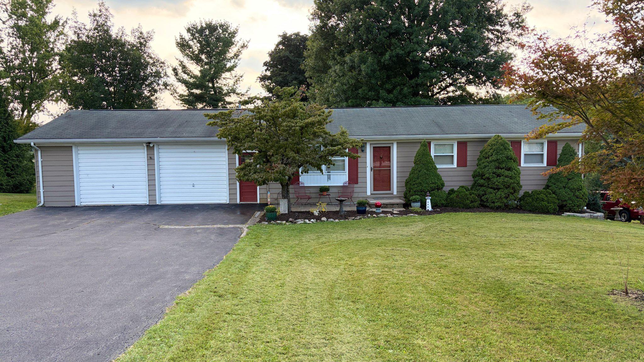 4851 Blue Hill Rd Property Photo 1