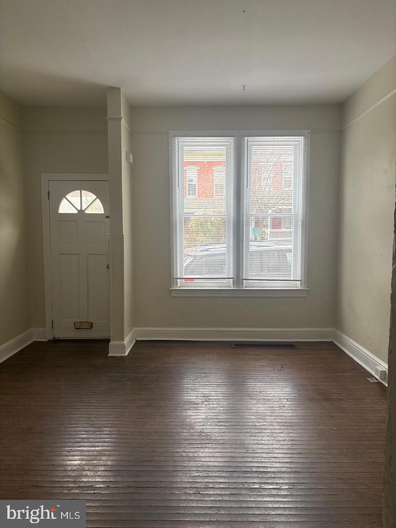 311 N Newberry St Property Photo 2
