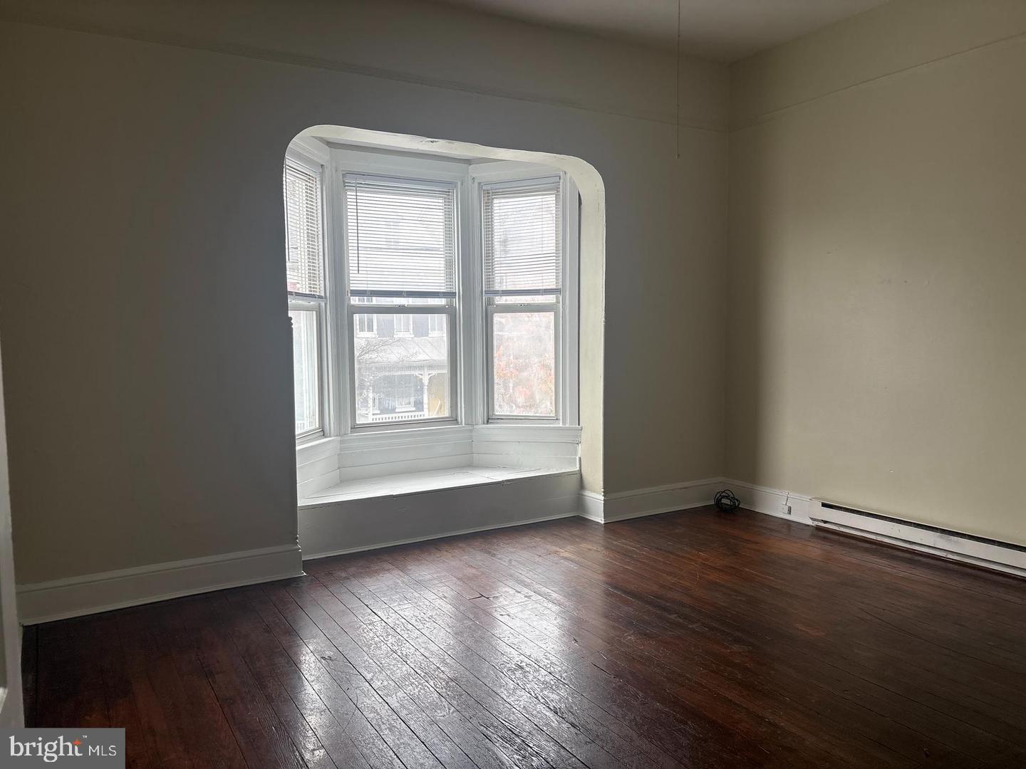 311 N Newberry St Property Photo 8