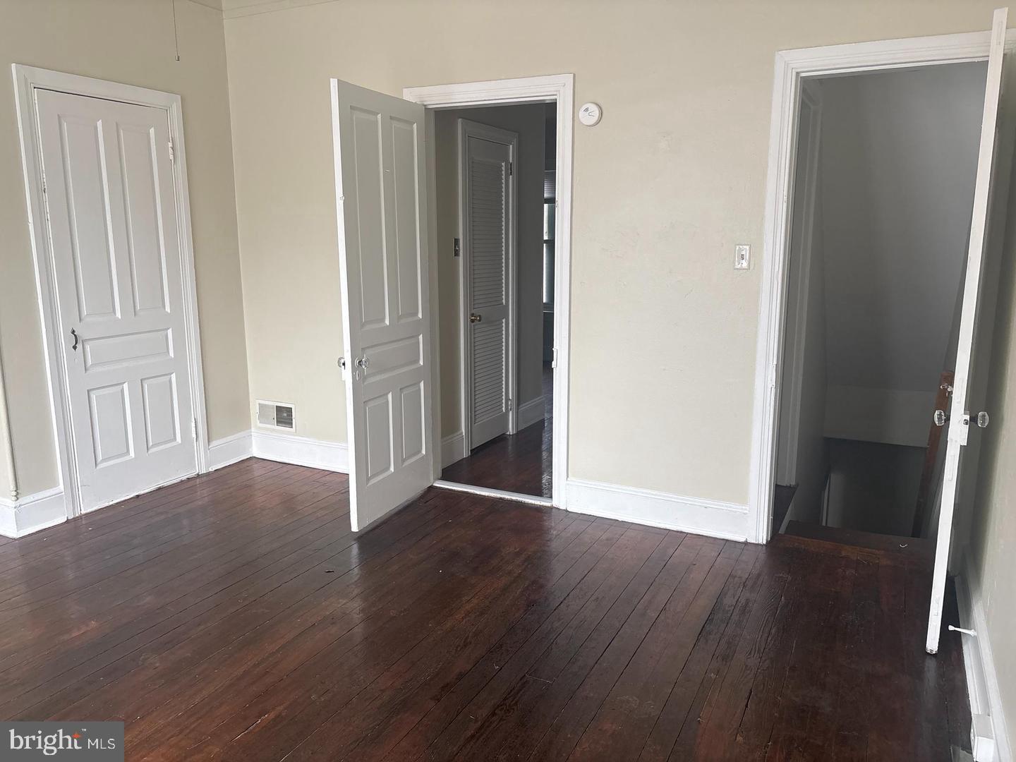 311 N Newberry St Property Photo 14