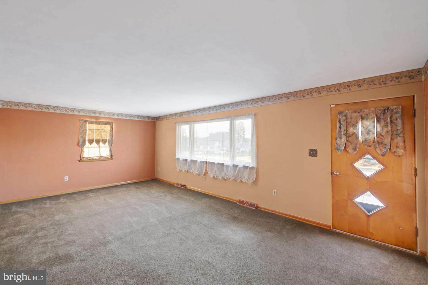 88 South St Property Photo 11
