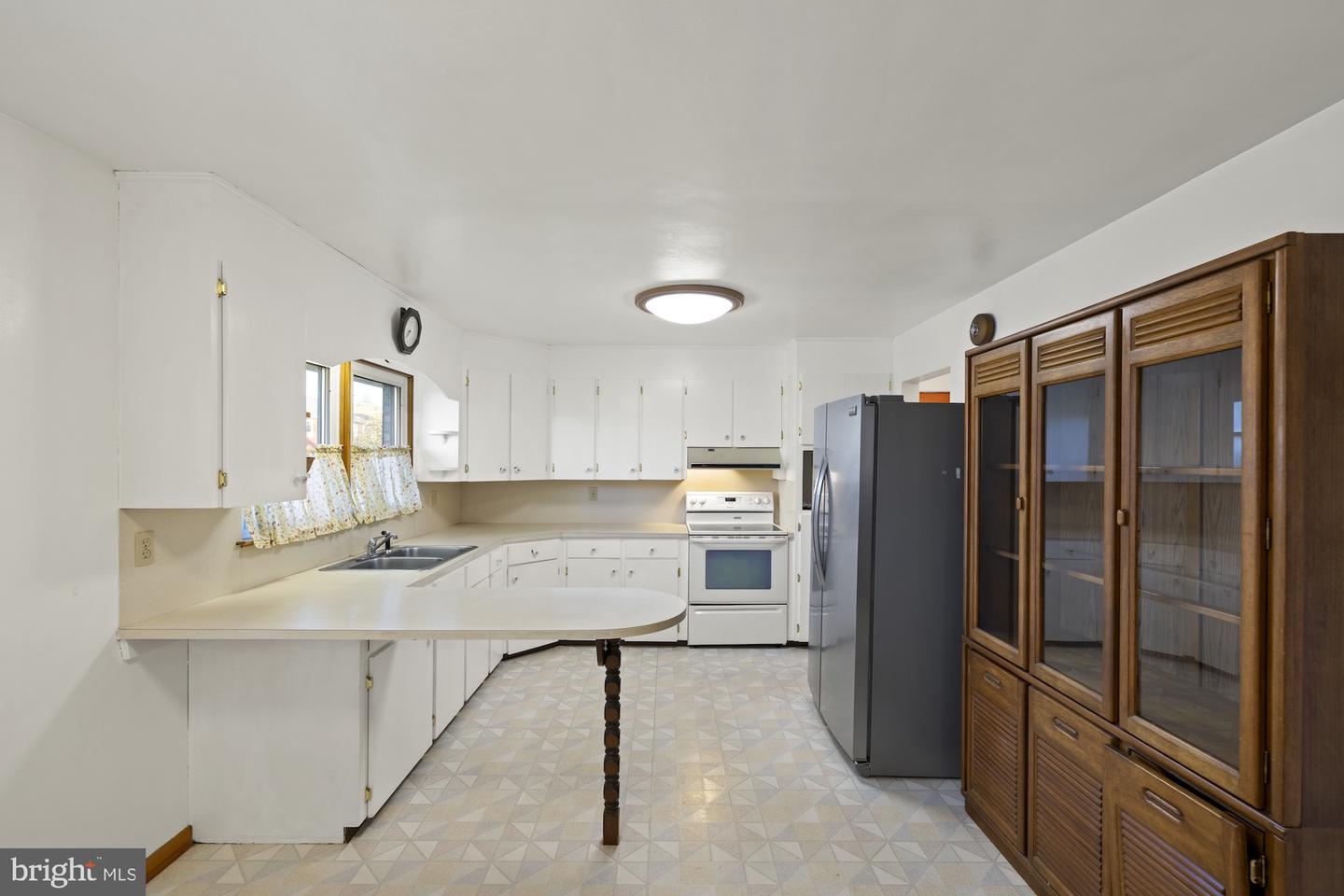 88 South St Property Photo 14