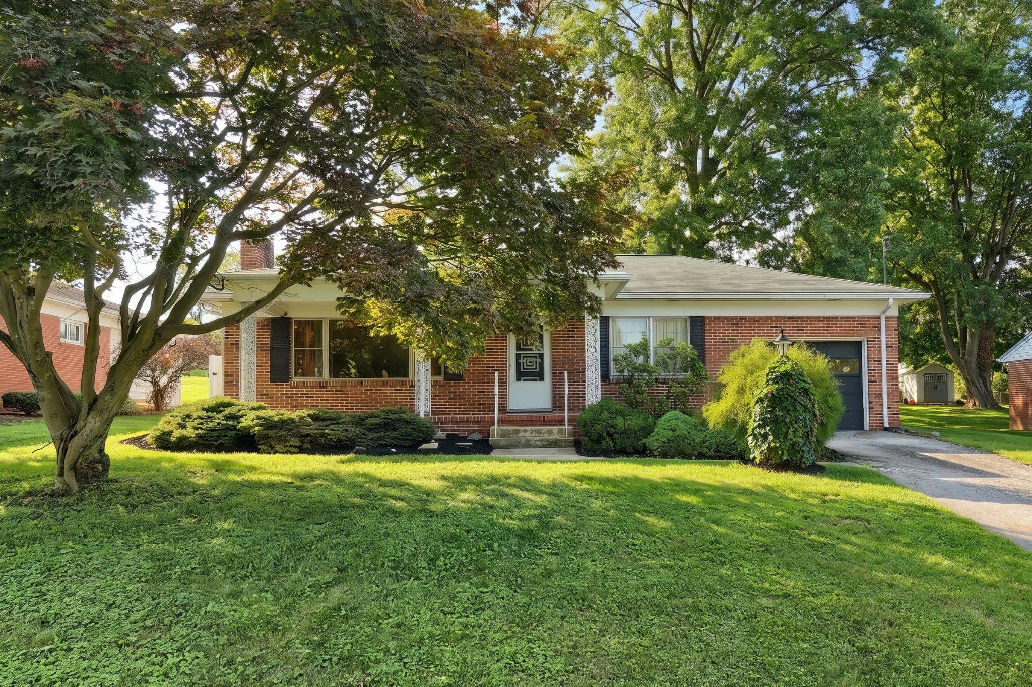 22 Crestview Dr Property Photo 1