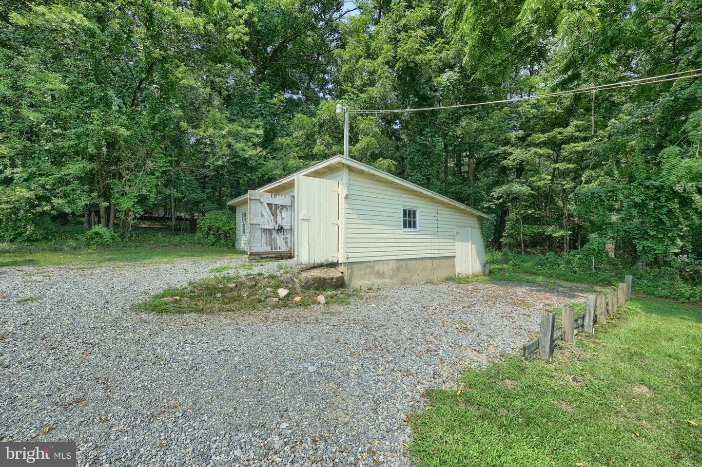 454 Rockville Rd Property Photo 9