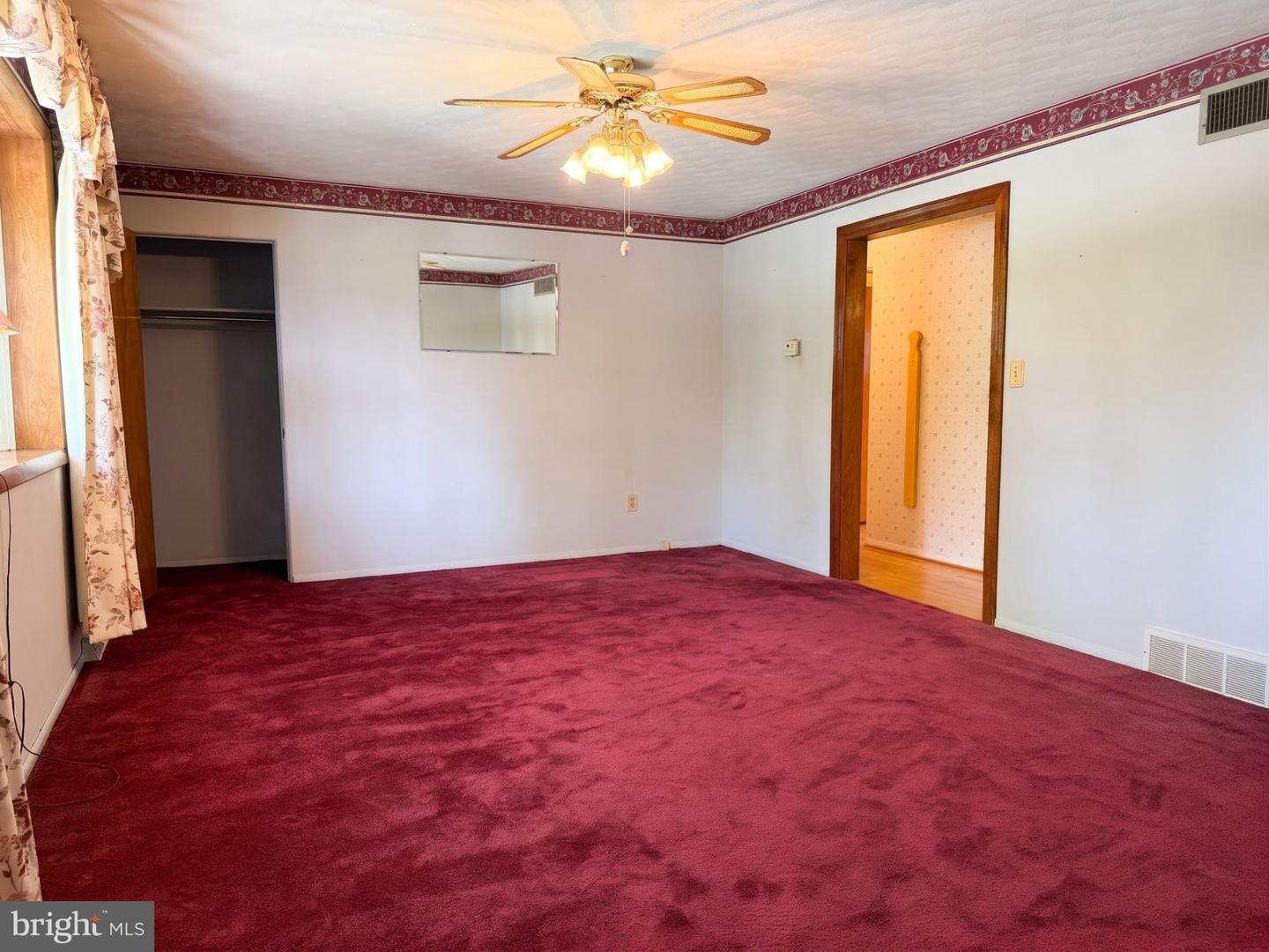 9421 E Springfield Property Photo 16