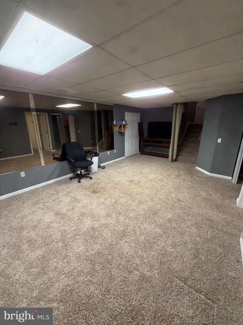 33 Brook Hollow Ave Property Photo 24