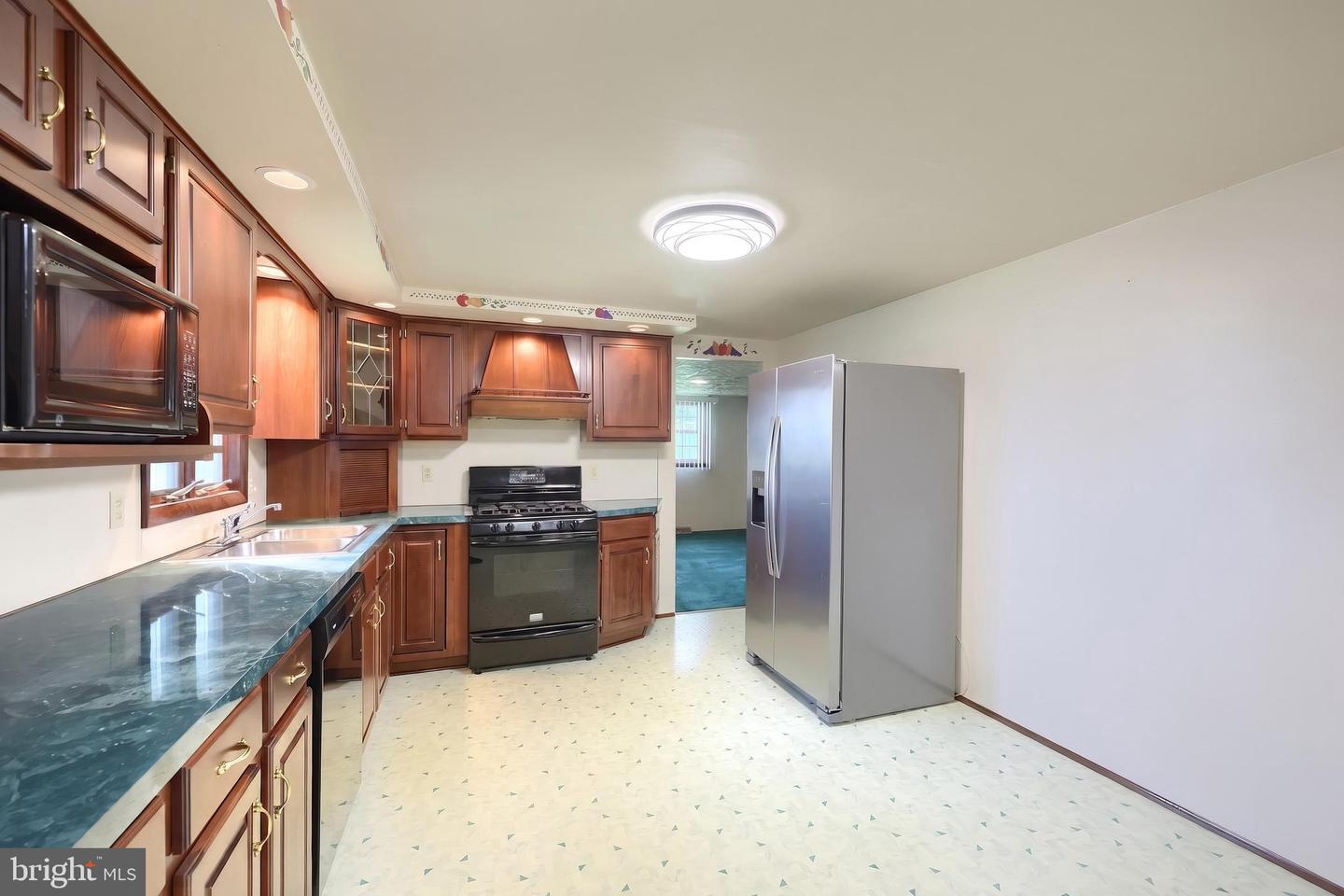 655 Skyview Dr Property Photo 16