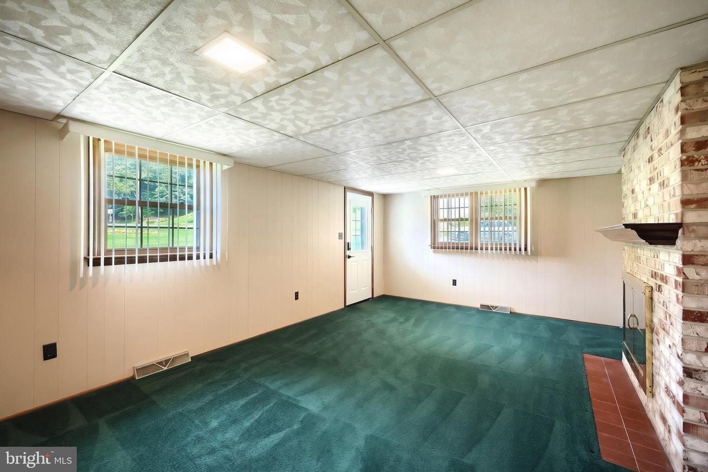 655 Skyview Dr Property Photo 19