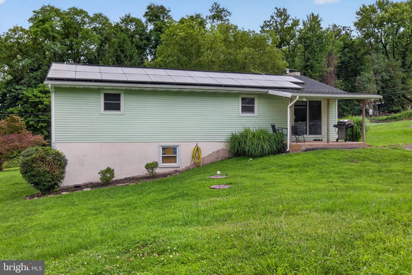 65 River Rd Property Photo 27