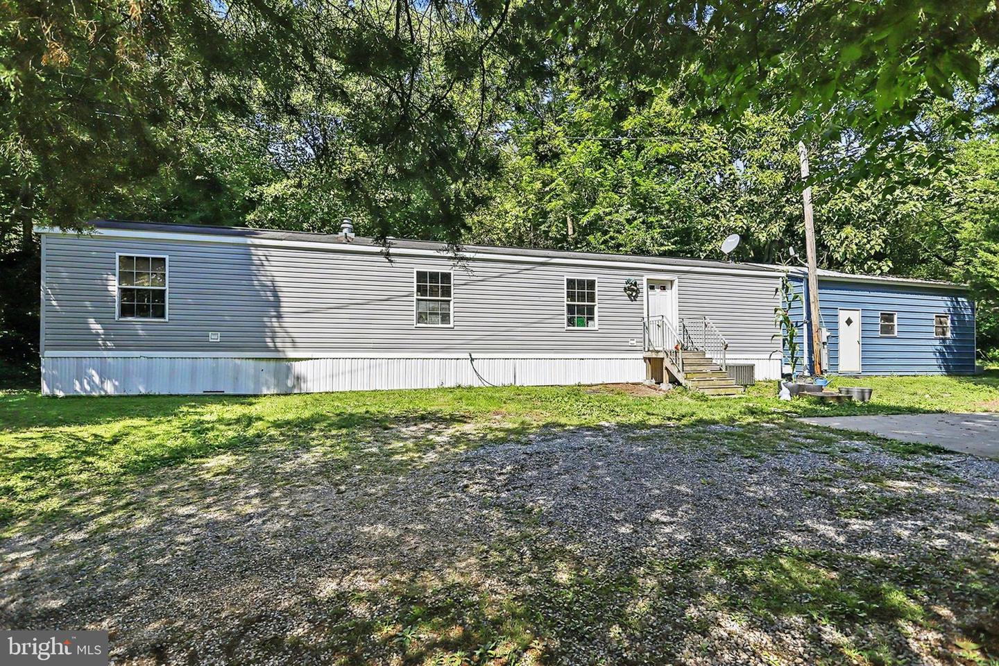 6556 Kreidler Rd Property Photo 2
