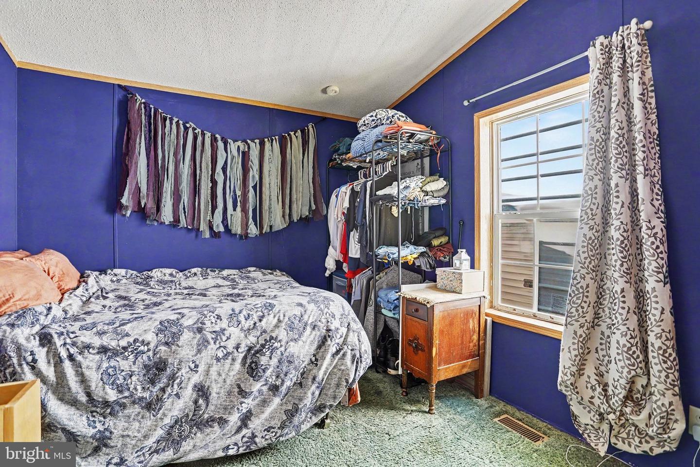 6556 Kreidler Rd Property Photo 12