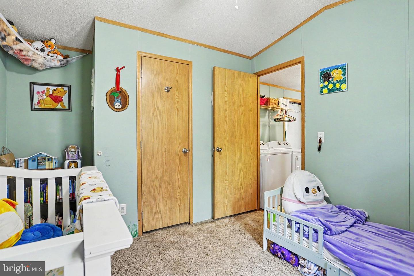 6556 Kreidler Rd Property Photo 17