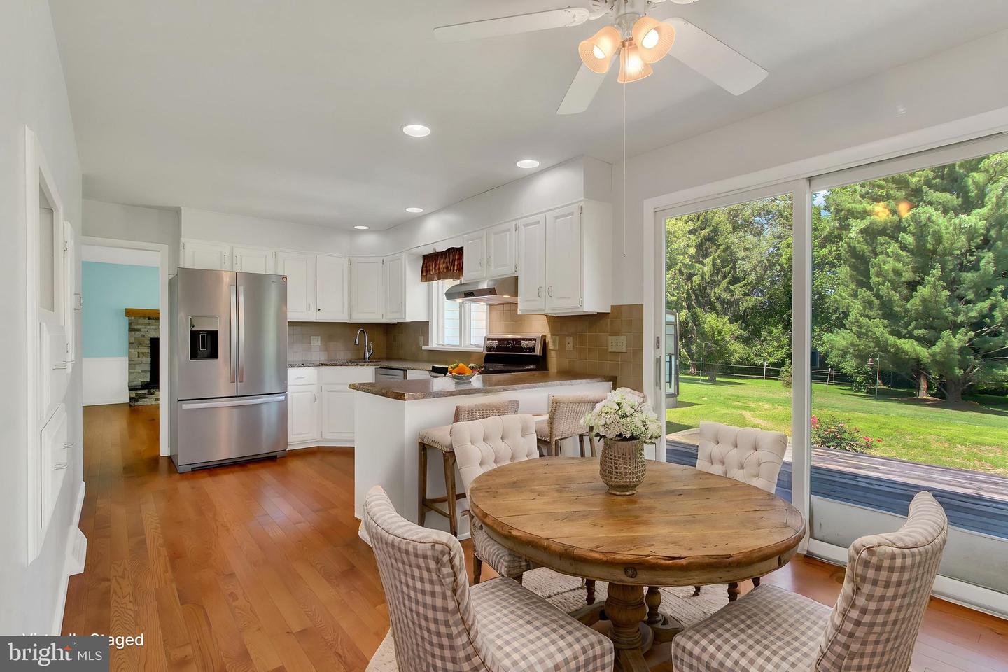 1736 Baltimore Property Photo 11