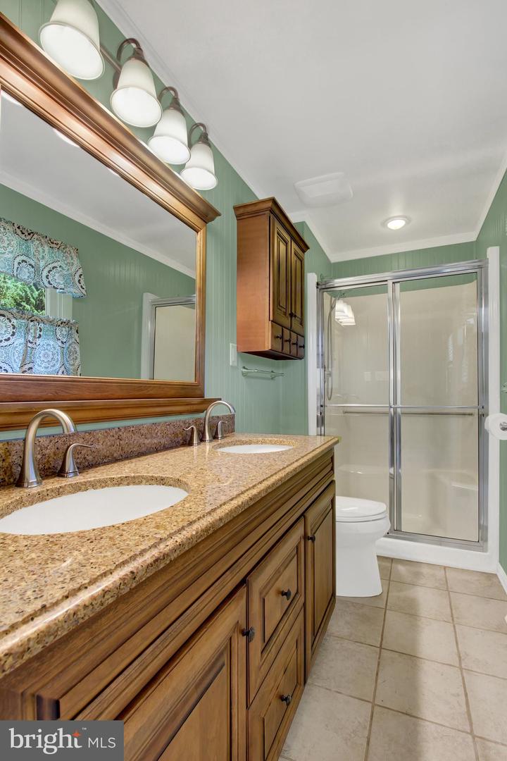 1736 Baltimore Property Photo 18