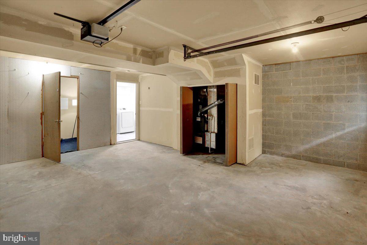313 Cherry #16 Property Photo 38