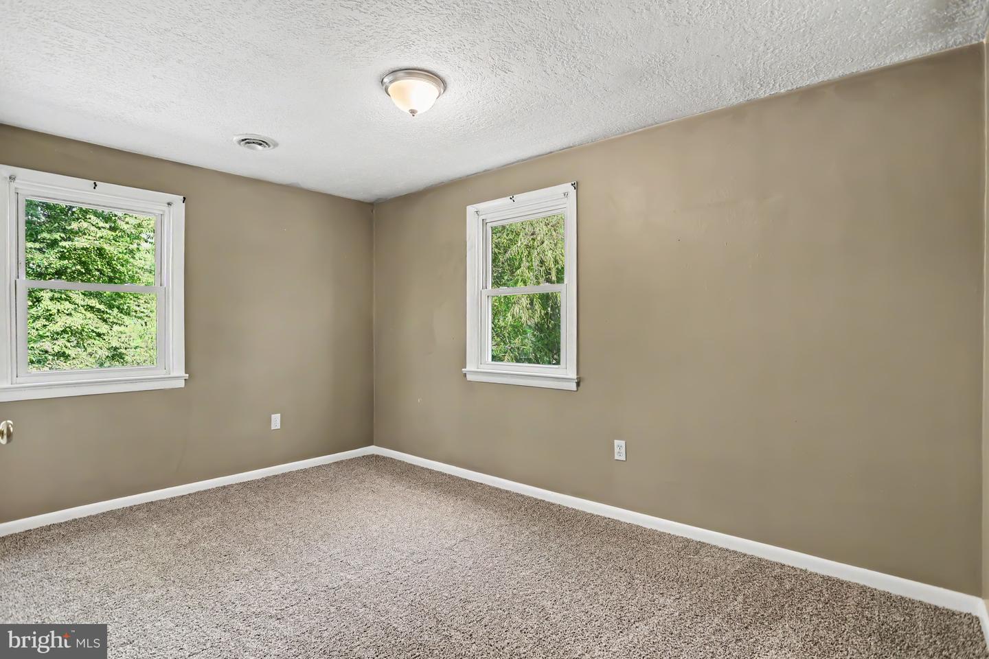 55 Baugher Dr Property Photo 21
