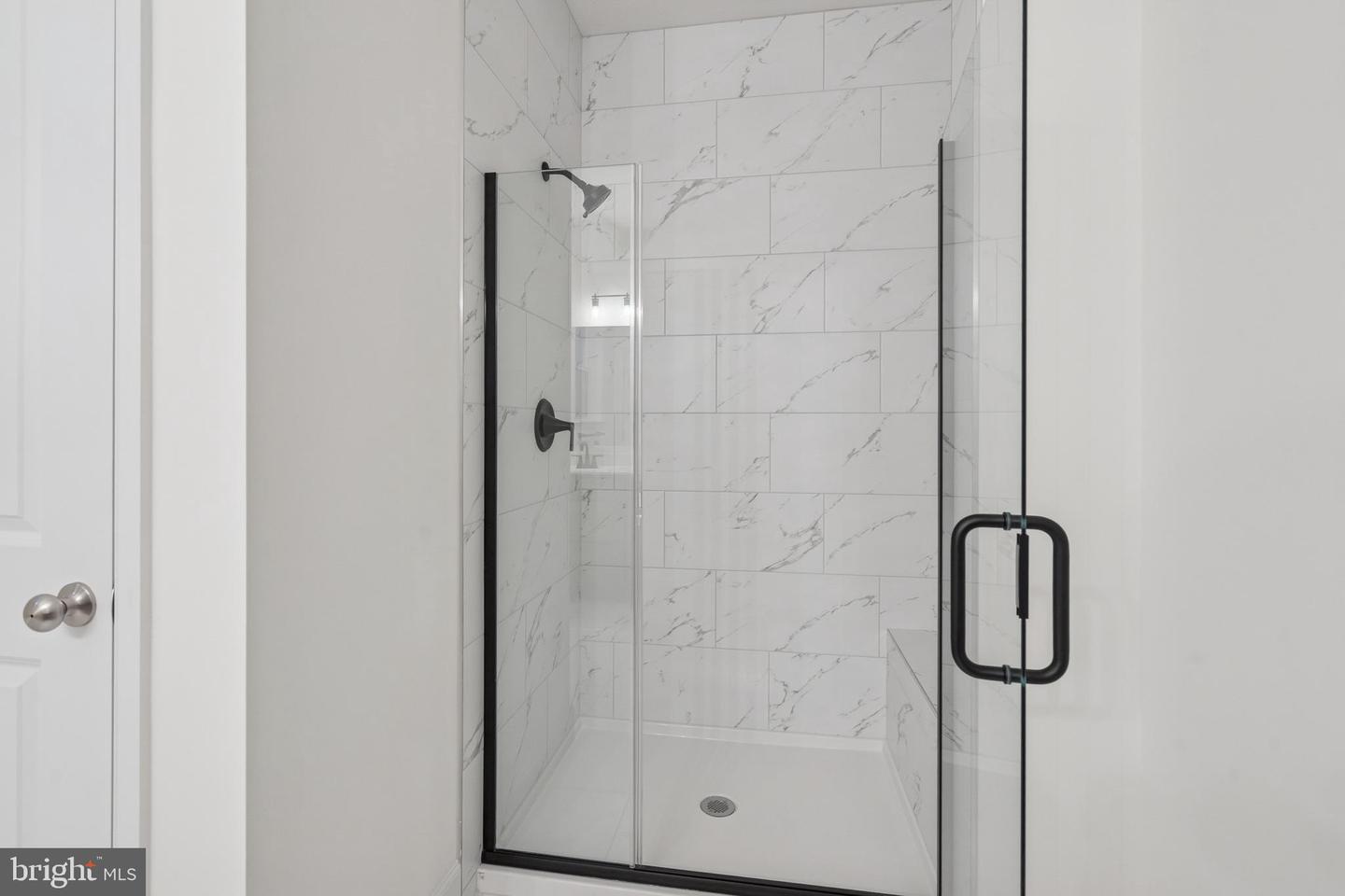 39 Friar Rd #34 Property Photo 21