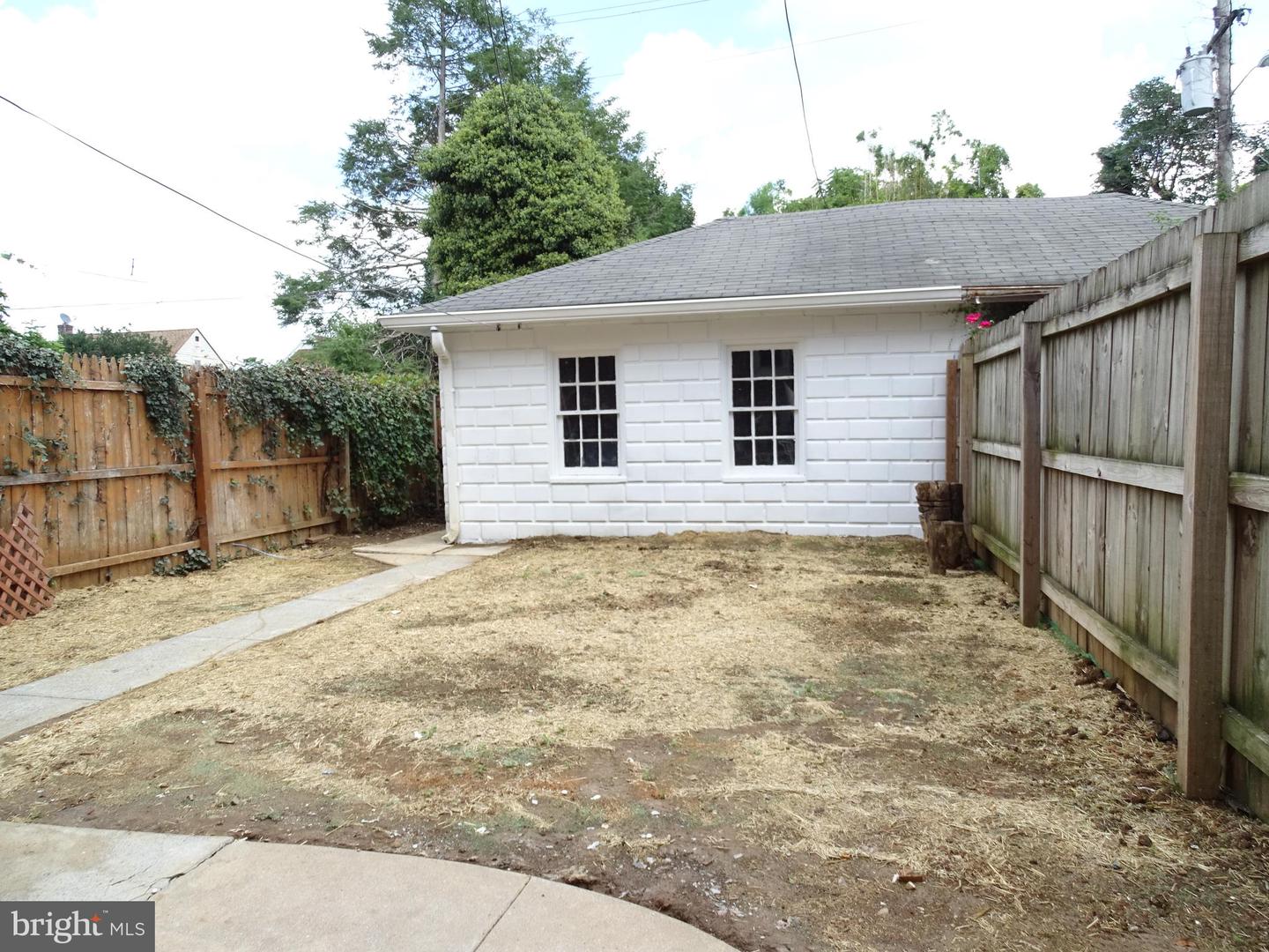 413 Atlantic Ave Property Photo 4