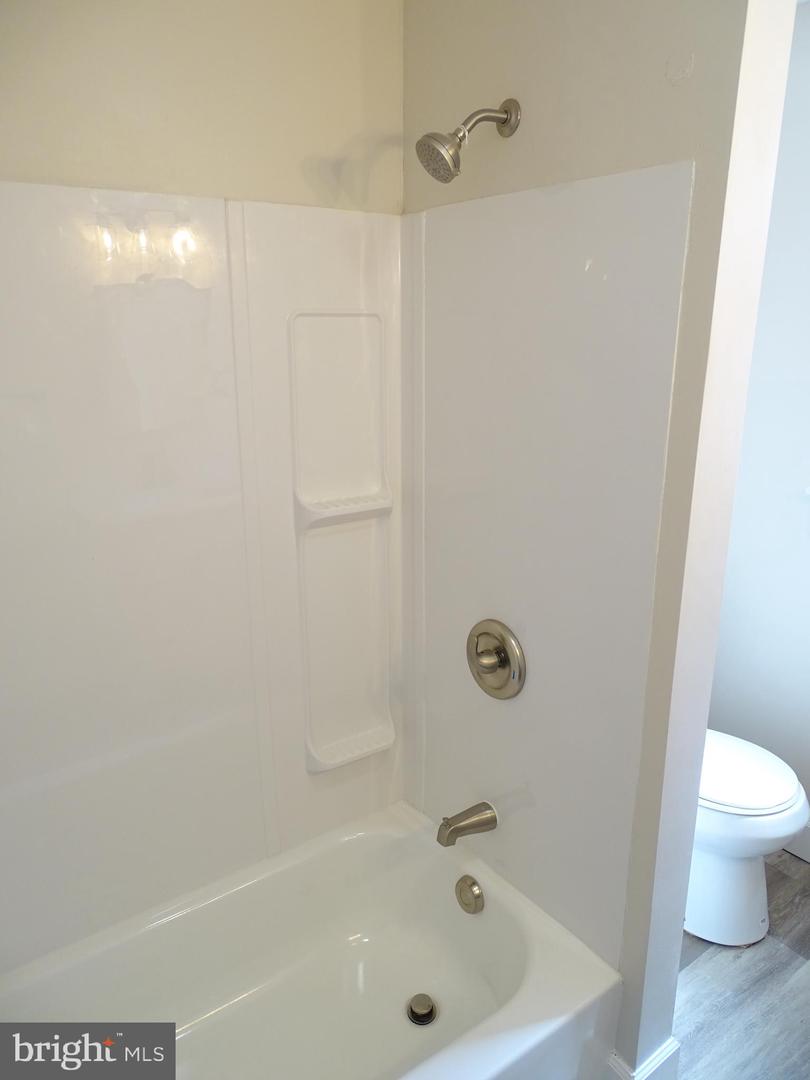 413 Atlantic Ave Property Photo 27