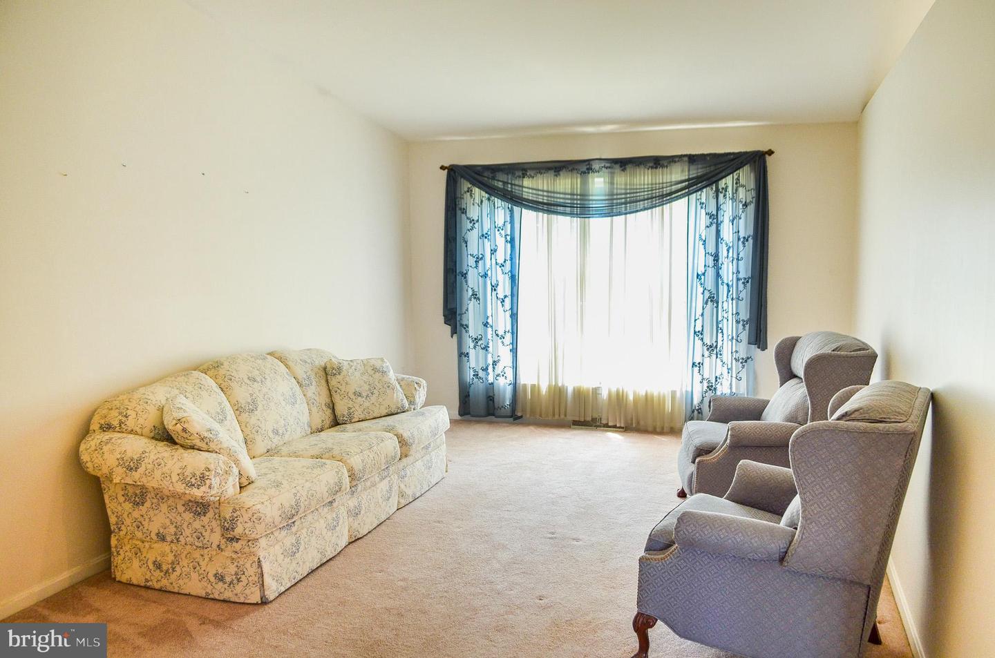 16 Hoffheins Dr Property Photo 12