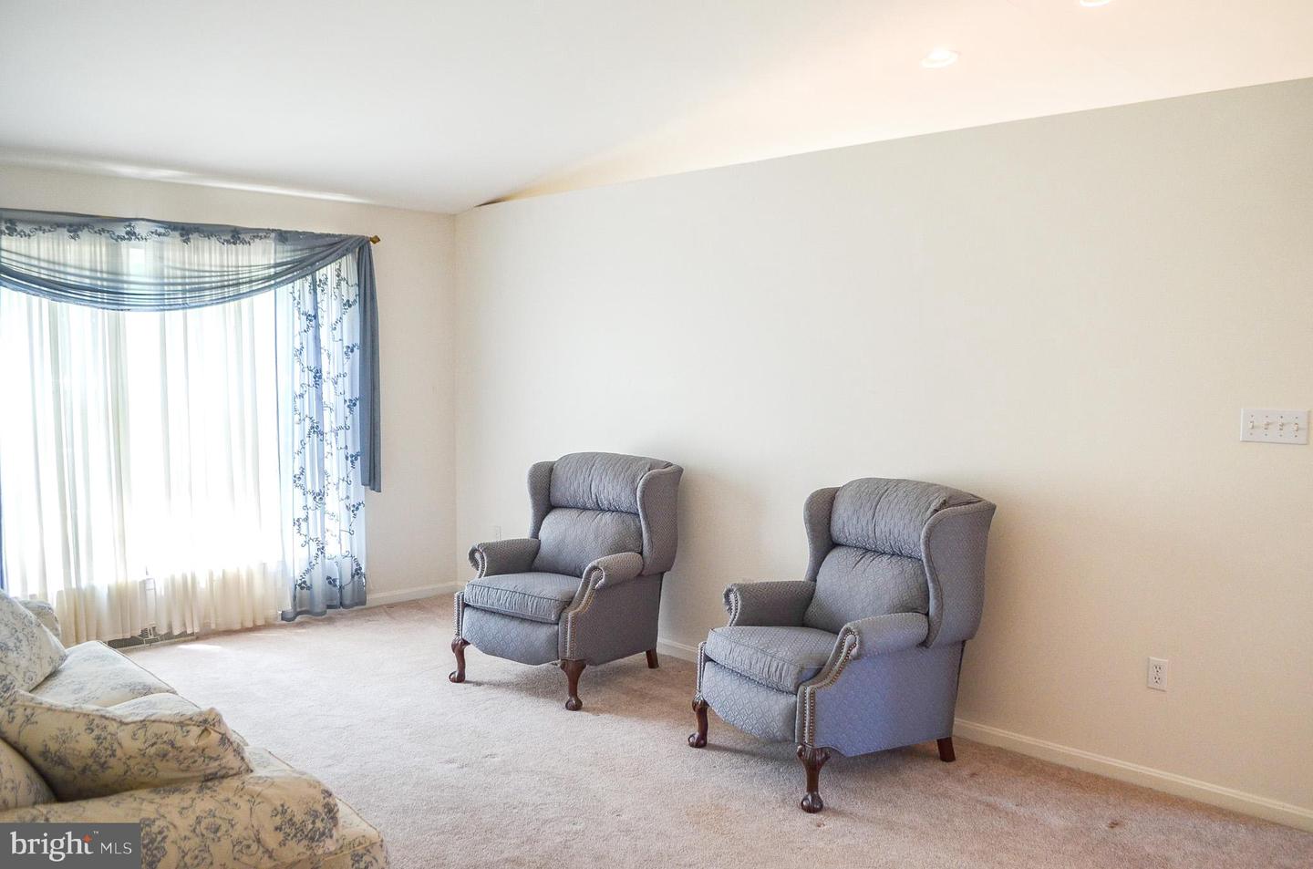 16 Hoffheins Dr Property Photo 13