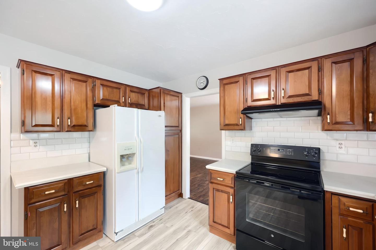 208 Troy Rd Property Photo 6