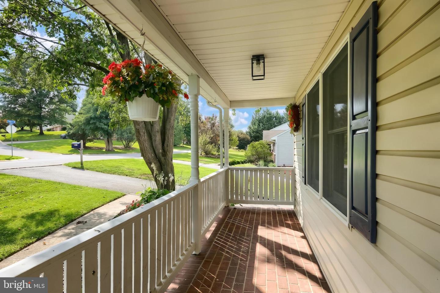 208 Troy Rd Property Photo 11