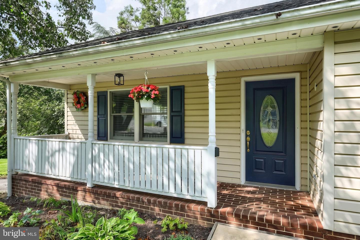 208 Troy Rd Property Photo 12