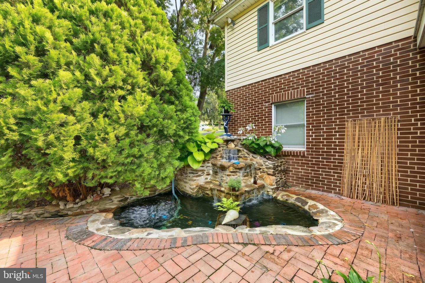 208 Troy Rd Property Photo 21