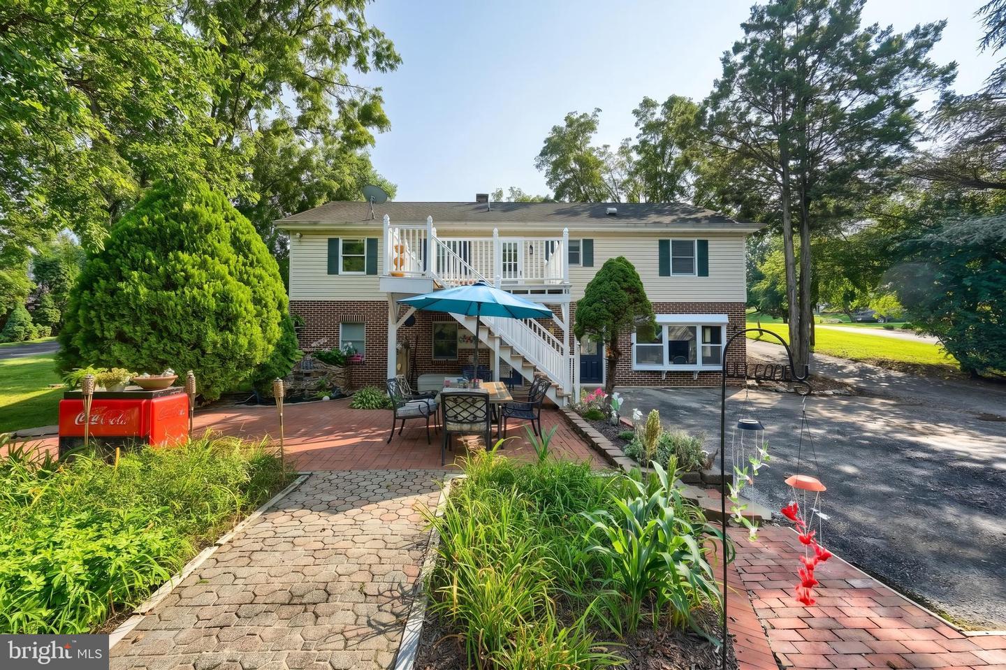 208 Troy Rd Property Photo 44