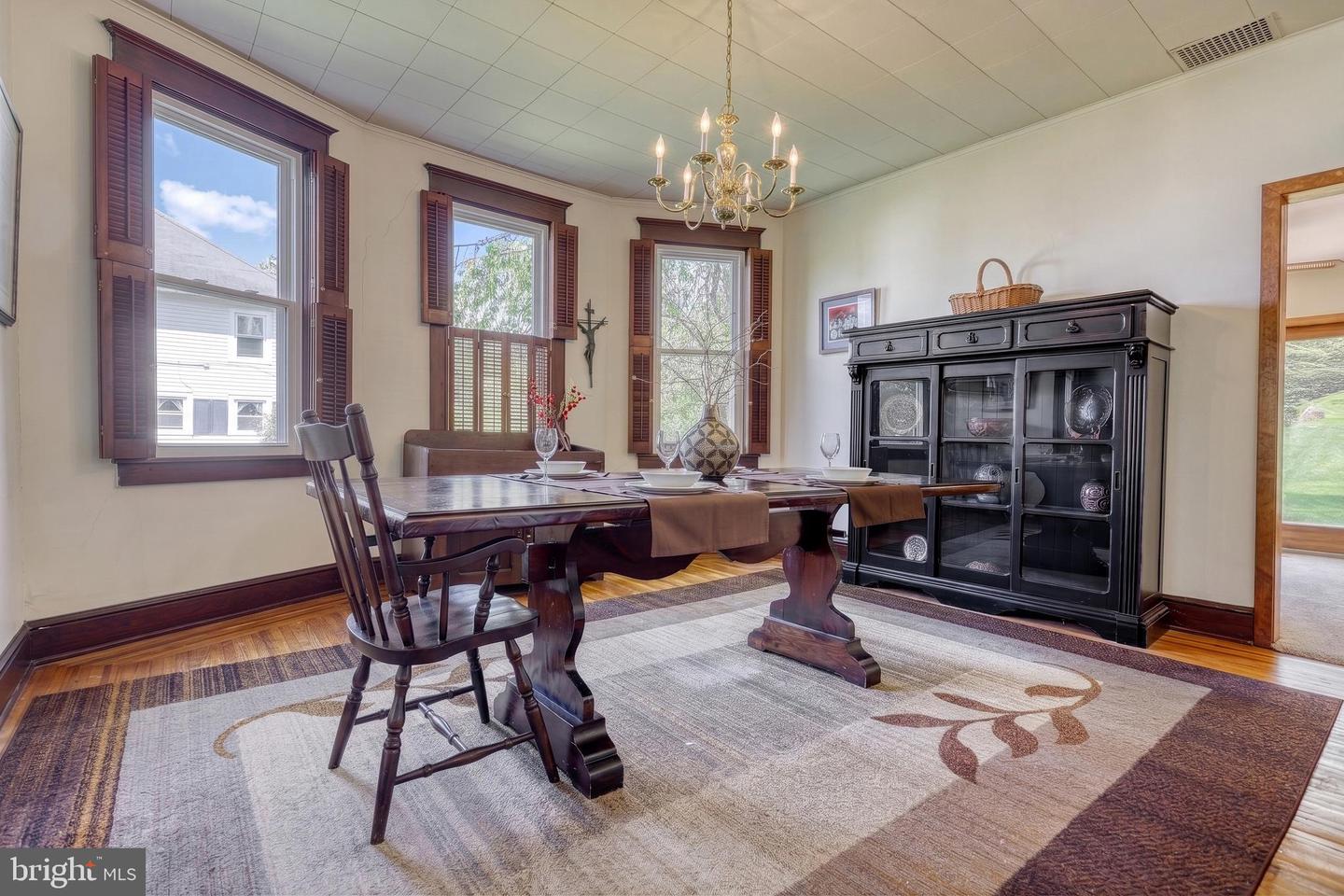 19 S Constitution Ave Property Photo 24